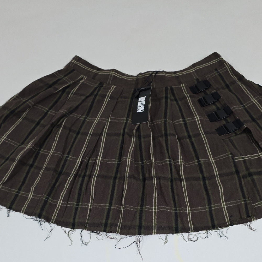 POSTER GIRL Brown Plaid Mini Skirt with Black Buckles